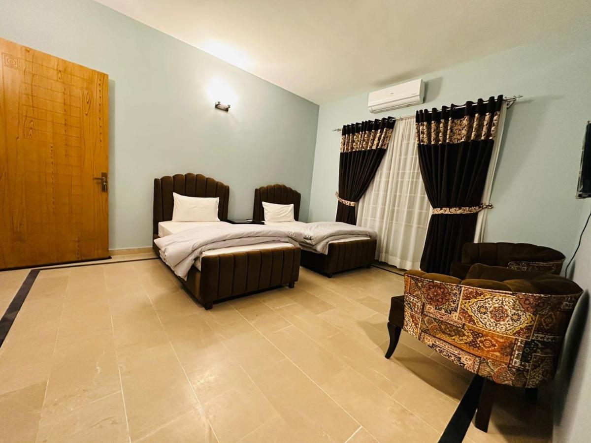 Islamabad Travelodge Guest House Bagian luar foto