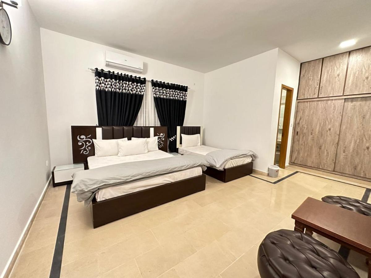 Islamabad Travelodge Guest House Bagian luar foto