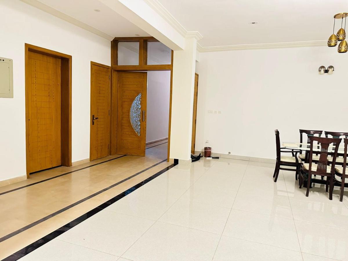 Islamabad Travelodge Guest House Bagian luar foto