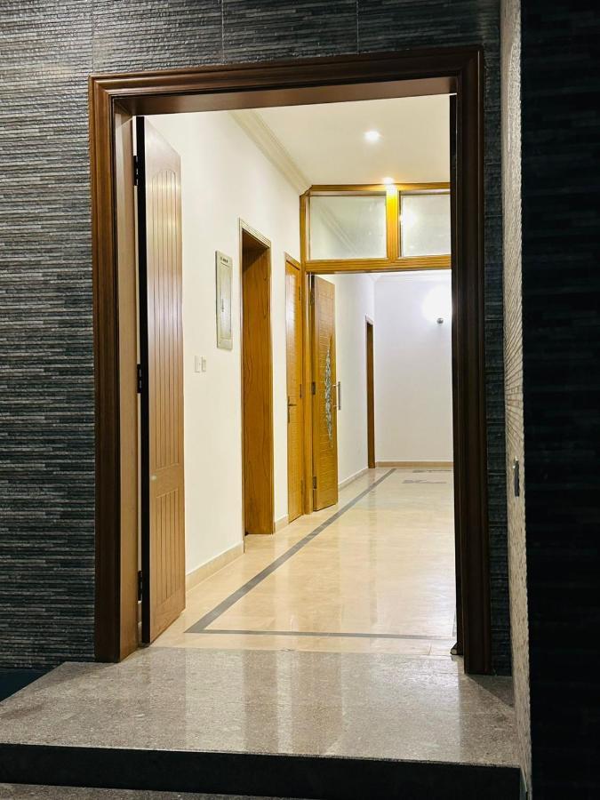 Islamabad Travelodge Guest House Bagian luar foto