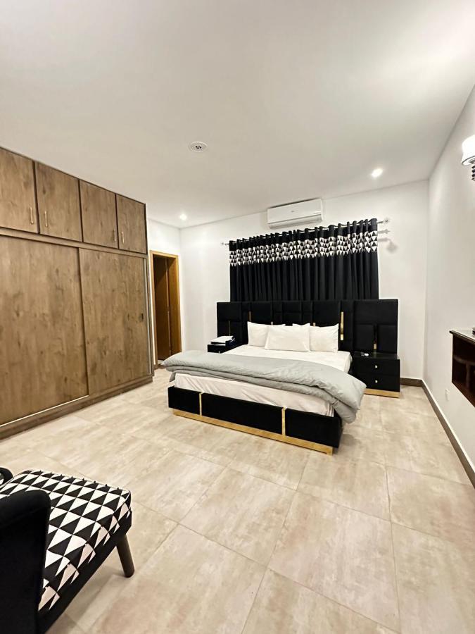 Islamabad Travelodge Guest House Bagian luar foto