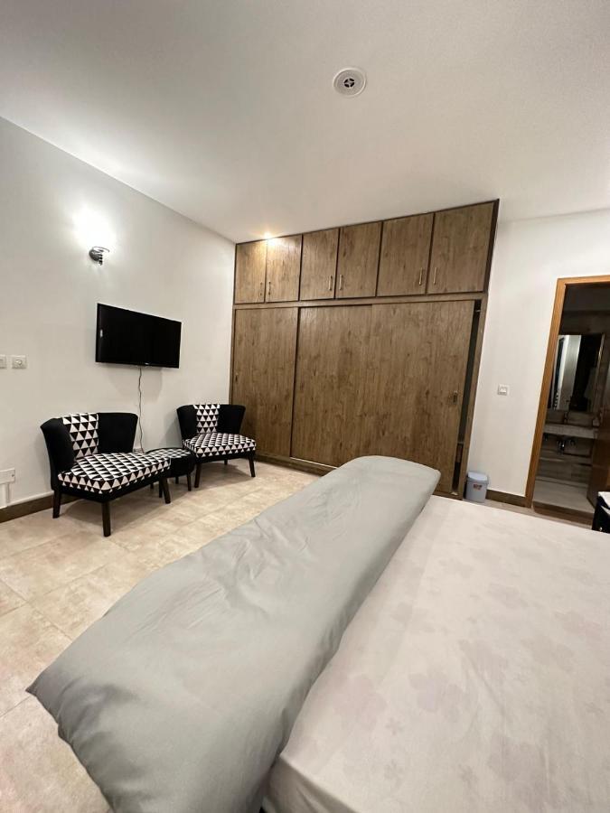 Islamabad Travelodge Guest House Bagian luar foto